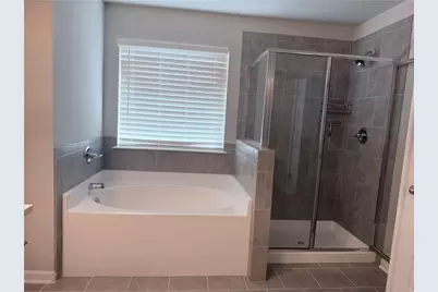 4220 Sunny Oak Ln, Norcross, GA 30071 - Photo 9
