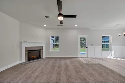146 Chaucer Lane, Carrollton, GA 30117 - Photo 3