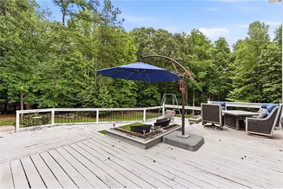 411 Hunting Hills Drive, Braselton, GA 30517 - Photo 15