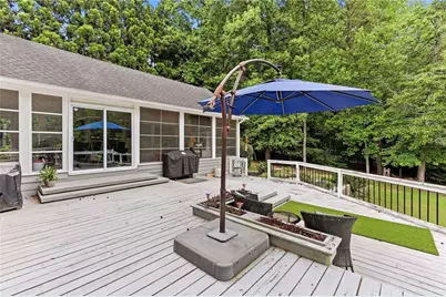 411 Hunting Hills Drive, Braselton, GA 30517 - Photo 17