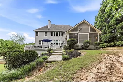 411 Hunting Hills Drive, Braselton, GA 30517 - Photo 11