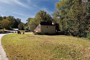 1731 Victoria Way NW, Kennesaw, GA 30152 - Photo 5