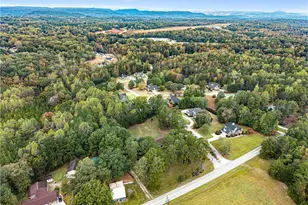 37 Ayers Creek Dr, Toccoa, GA 30577 - Photo 59