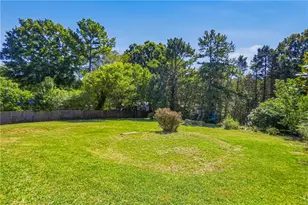 3841 Lavilla Dr, Powder Springs, GA 30127 - Photo 17