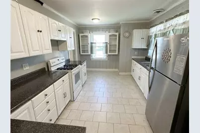 1304 Burton Avenue, Macon, GA 31204 - Photo 9