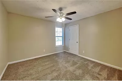6078 Hillsdale Circle, Flowery Branch, GA 30542 - Photo 11