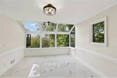 140 Huntcliff Point, Sandy Springs, GA 30350 - Photo 11