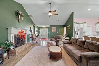 1878 Keri Lane, Winder, GA 30680 - Photo 9