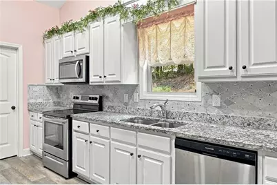 1878 Keri Lane, Winder, GA 30680 - Photo 3