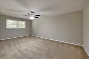 2472 Cedar Wood Ct, Marietta, GA 30068 - Photo 7