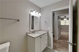 2472 Cedar Wood Ct, Marietta, GA 30068 - Photo 17