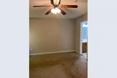 2316 Wellington Circle, Lithonia, GA 30058 - Photo 5