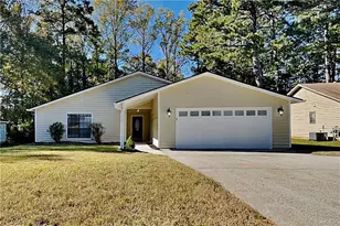 2535 Wildflower Ln, Snellville, GA 30039 - Photo 1