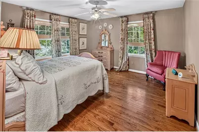 425 Lost Forest Court, Sandy Springs, GA 30328 - Photo 25
