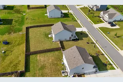 575 Meadows Farm Dr, Monroe, GA 30655 - Photo 17