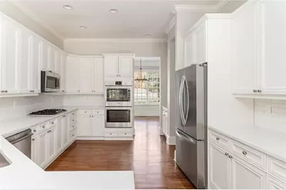 260 Lake Summit View, Atlanta, GA 30342 - Photo 13