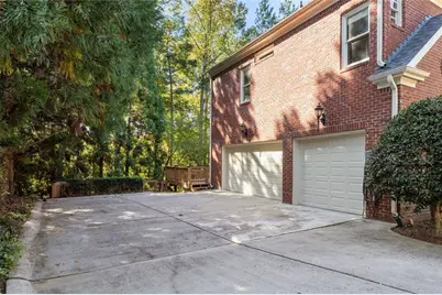 260 Lake Summit View, Atlanta, GA 30342 - Photo 45