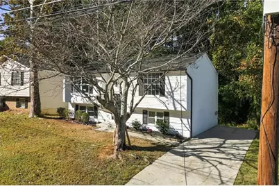 2075 Countydown Lane, Stone Mountain, GA 30088 - Photo 3