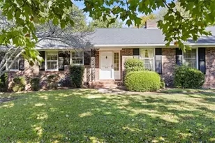 413 5th Ave, Winder, GA 30680 - Photo 1