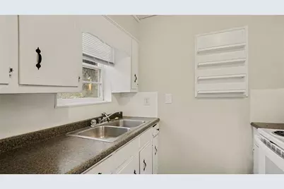 166 N 5th Avenue, Winder, GA 30680 - Photo 13