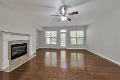 1800 Oakbrook Lane NW #8, Kennesaw, GA 30152 - Photo 3