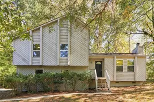 737 Starcrest Ln, Marietta, GA 30066 - Photo 1
