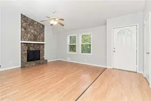 737 Starcrest Ln, Marietta, GA 30066 - Photo 9