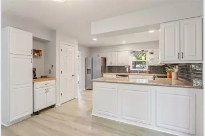 3220 Summer View Drive, Johns Creek, GA 30022 - Photo 25