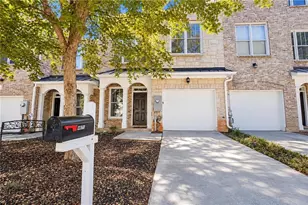 4871 Pinnacle Dr, Stone Mountain, GA 30088 - Photo 1