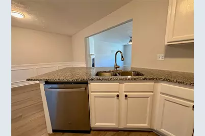 2084 Manhattan Parkway, Decatur, GA 30035 - Photo 11