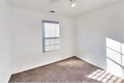 6045 Flagstaf Walk, McDonough, GA 30252 - Photo 9