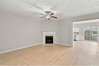 1313 Adcox Square, Stone Mountain, GA 30088 - Photo 5