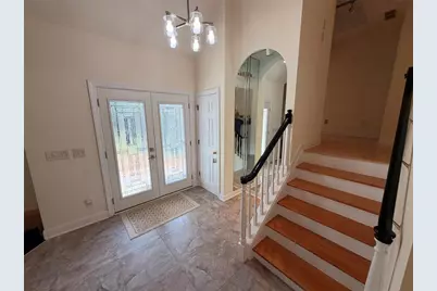 210 Wessex Court, Sandy Springs, GA 30328 - Photo 7