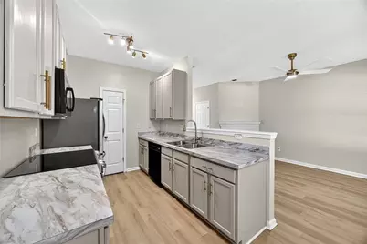 2745 Snapfinger Manor, Decatur, GA 30035 - Photo 13
