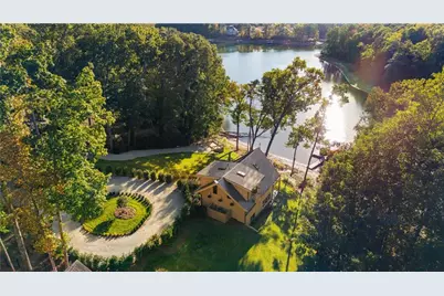 6011 Blackberry Lane, Buford, GA 30518 - Photo 15