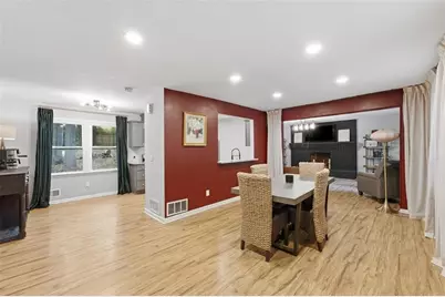 5562 Crestview Drive, Acworth, GA 30102 - Photo 7