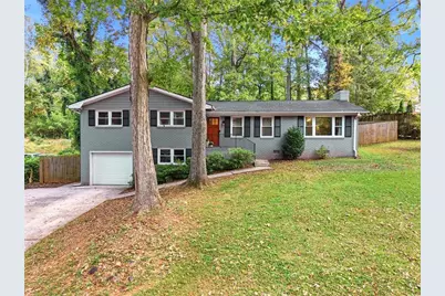 5562 Crestview Drive, Acworth, GA 30102 - Photo 1