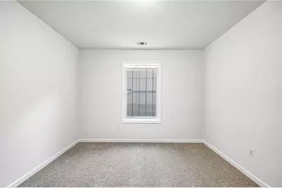 7121 Ravenwood Lane, Lithonia, GA 30038 - Photo 13