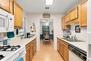 2202 Country Park Dr SE, Smyrna, GA 30080 - Photo 13