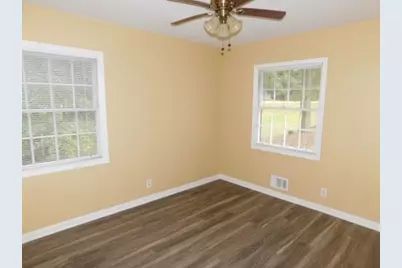 1914 Holly Springs Road NE, Marietta, GA 30062 - Photo 11
