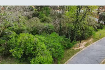 2020 S Hidden Hills Parkway, Stone Mountain, GA 30088 - Photo 7