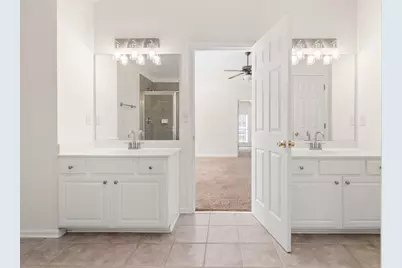 819 Key Largo Court, Auburn, GA 30011 - Photo 15
