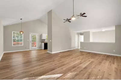 3336 Creekwood Drive, Rex, GA 30273 - Photo 5