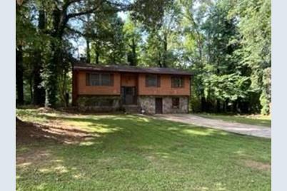 1912 Valley Woods Drive, Riverdale, GA 30296 - Photo 1
