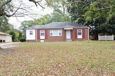 4902 Chamblee Tucker Rd, Tucker, GA 30084 - MLS 7146414 - Coldwell Banker