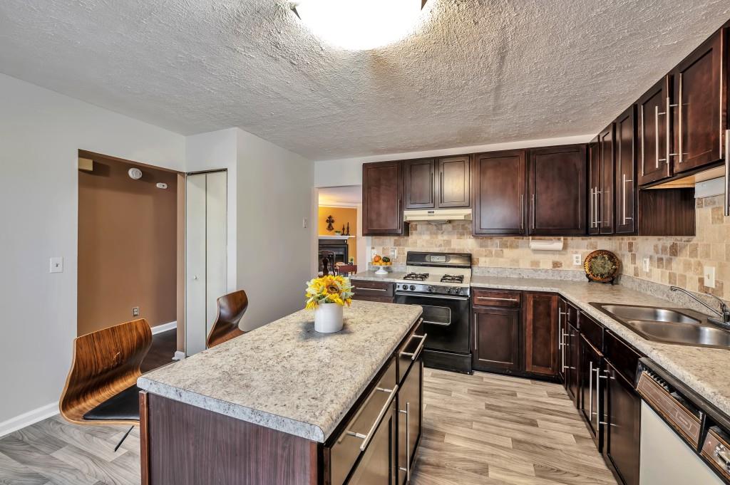 4008 Bayside Cir, Doraville, GA 30340 MLS 7154889 Coldwell Banker