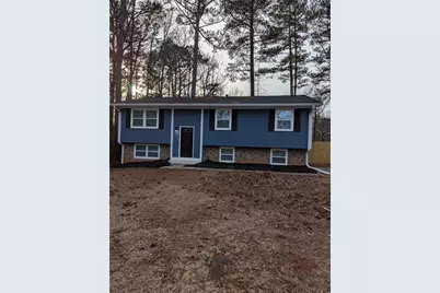 2320 Cherokee Valley Drive, Lithonia, GA 30058 - Photo 1