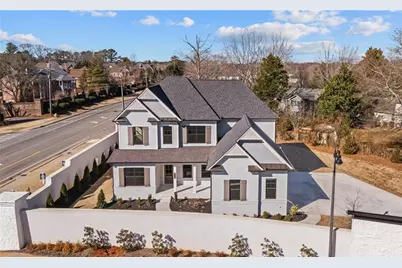 2711 Twisted Oak Lane NE, Marietta, GA 30066 - Photo 1