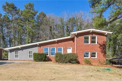 3035 McLendon Circle NW, Atlanta, GA 30318 - Photo 1