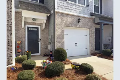 75 Chastain Circle, Newnan, GA 30263 - Photo 1